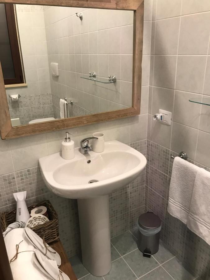 Dimora Le Ginestre Adults Only Bed and Breakfast Φαζάνο Δωμάτιο φωτογραφία